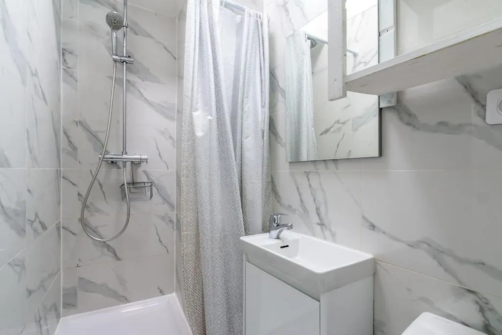 Apartment Metro Alexandre Dumas - Ii Paris